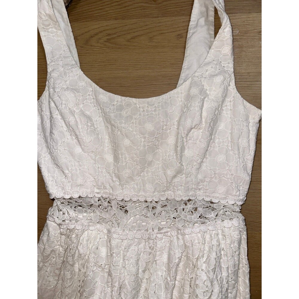 Lilly Pulitzer white dress - Picture 2 of 4